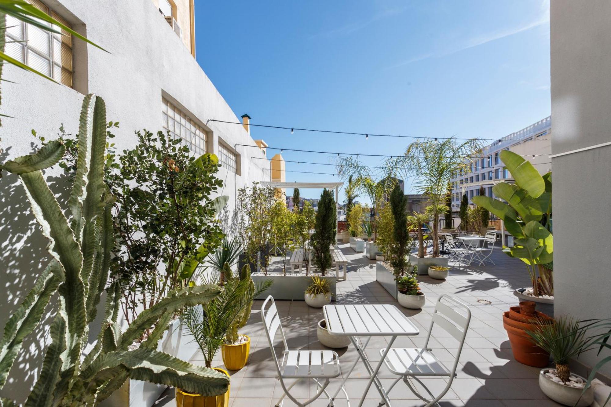 Green Wine Affair By Misha'S Place 6B Lisbon Bagian luar foto